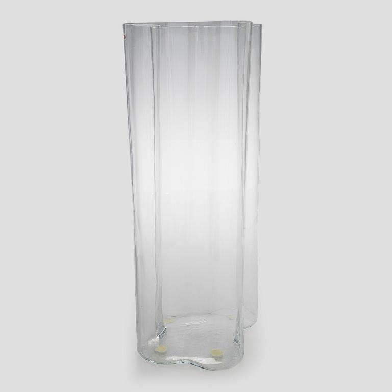 Alvar Aalto, maljakko, malli 0551, signeeramaton. Iittala 2000-luku.