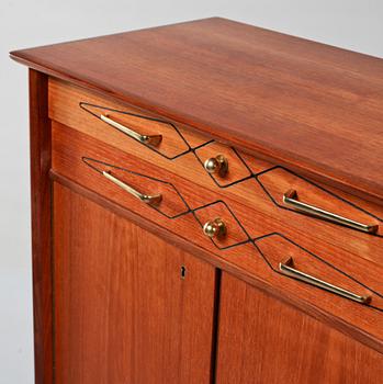SIDEBOARD, 1900-talets andra hälft.