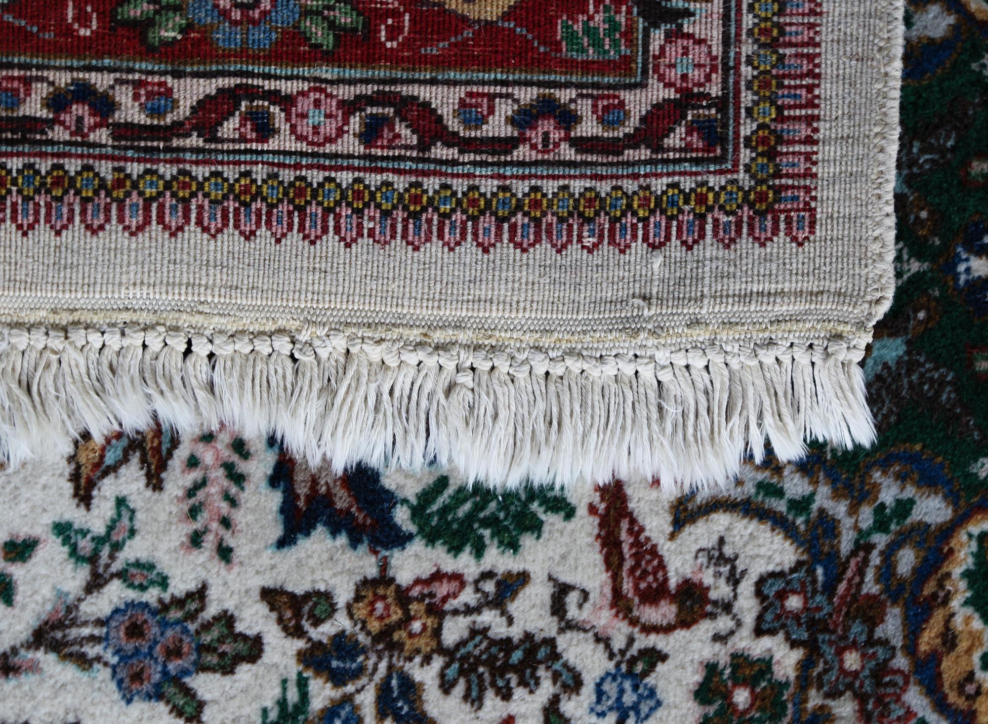 SALONGSMATTA, Täbriz, old, signerad. 265 x 190 cm.