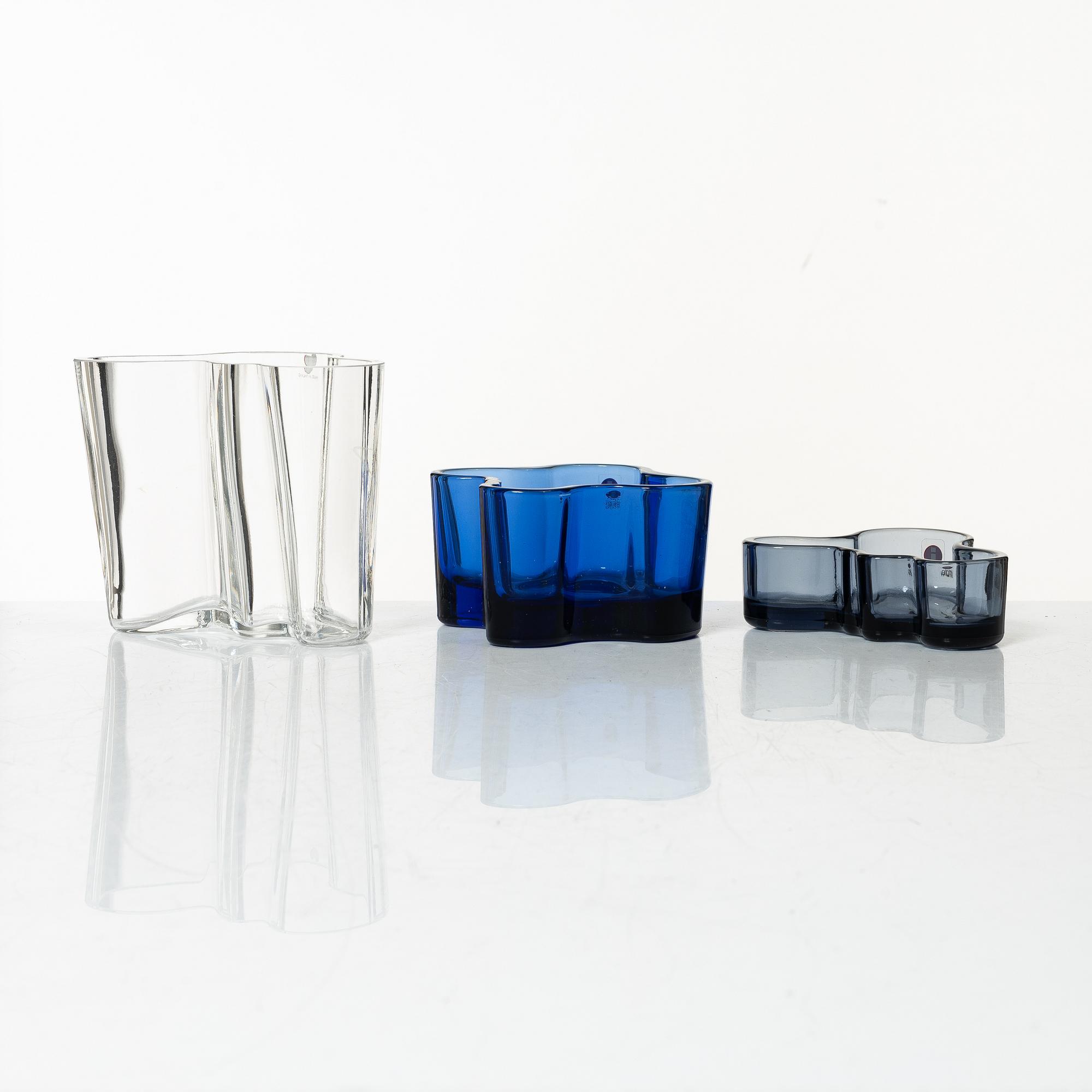 Alvar Aalto, vaser, 3 st och skål "Savoy", glas, samt fat och ljuslykta, Iittala.