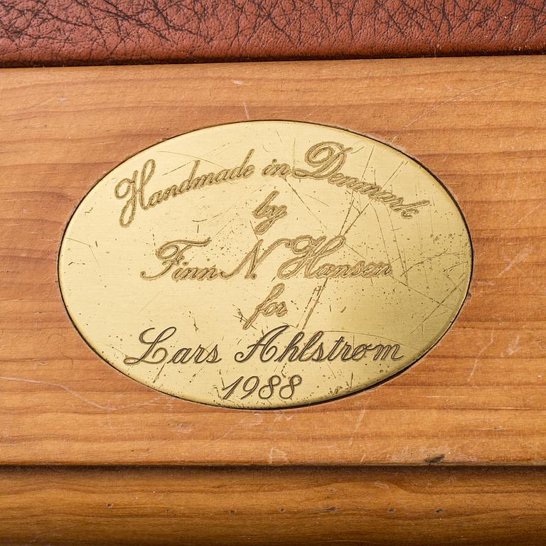 SKRIVBORD, Finn N Hansen, Danmark 1988.