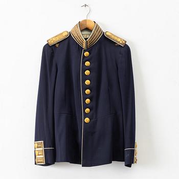 Uniform, m/1886, for officer of the Life Regiment Grenadiers.