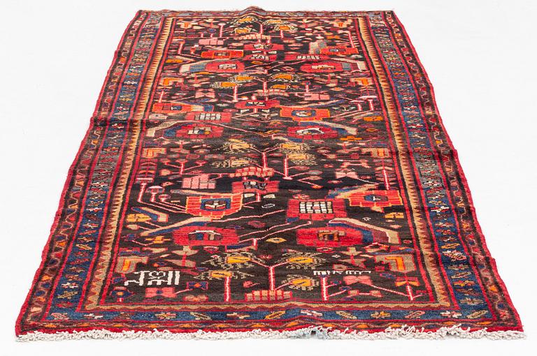 Matta, Nordvästpersisk, ca 278 x 117 cm.