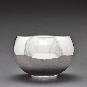 155. W.A. Bolin, a large sterling bowl, Stockholm 1988.