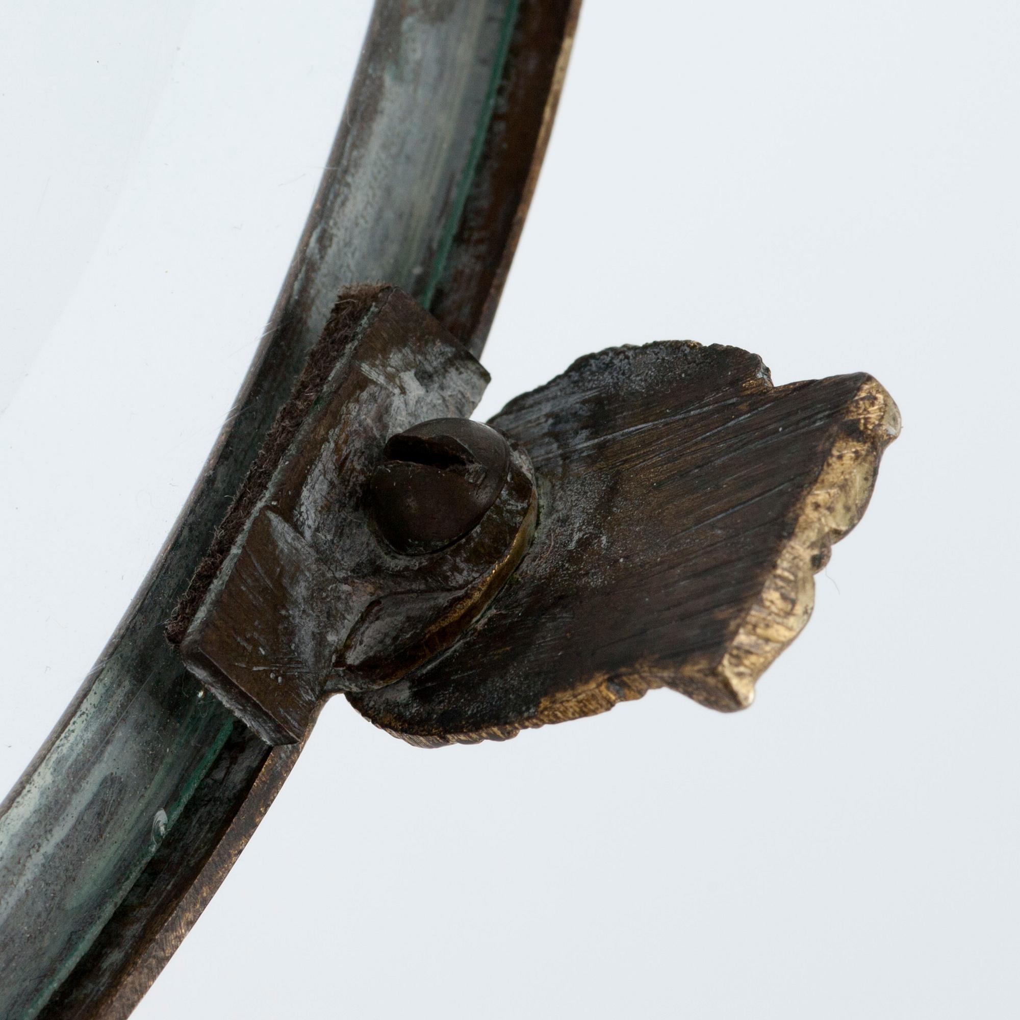 BRICKA, brons samt glas, möjligen Frankrike 1800-talets slut.