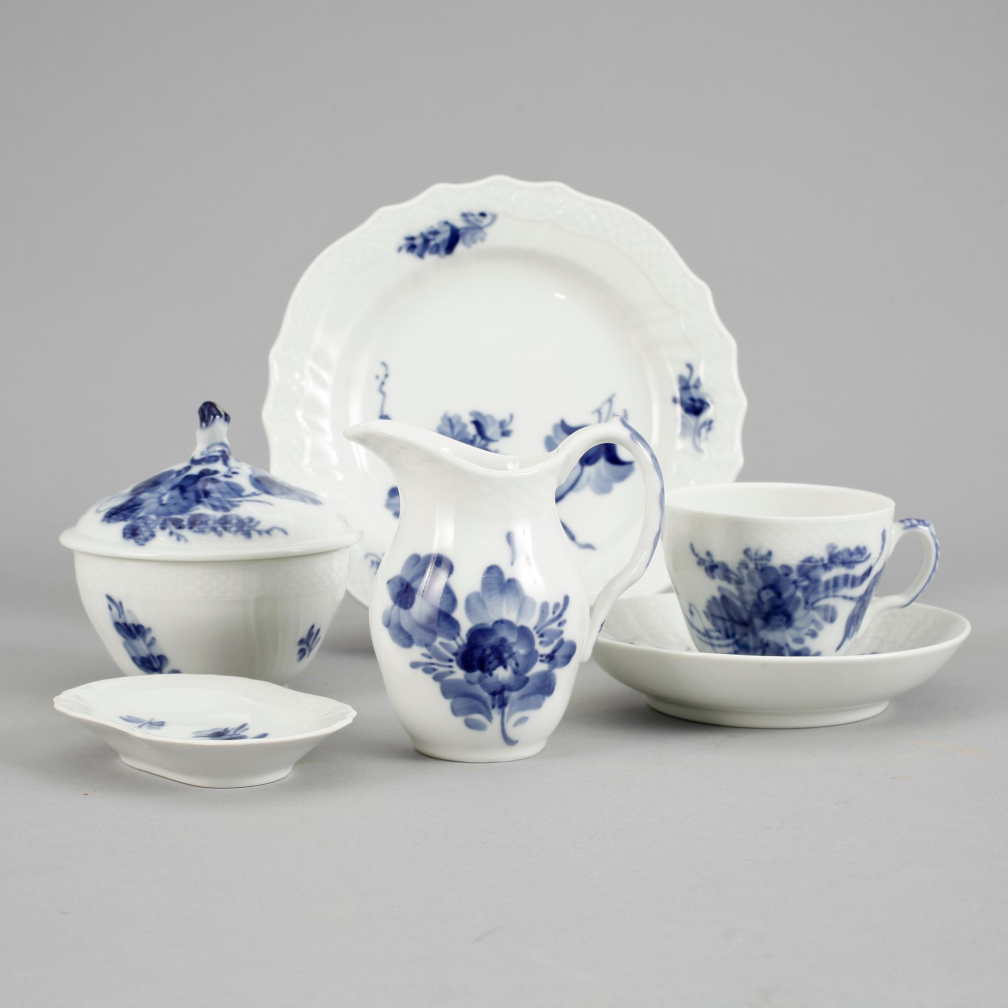 KAFFESERVIS, 26 delar, porslin, "Blå Blomst", Royal Copenhagen.