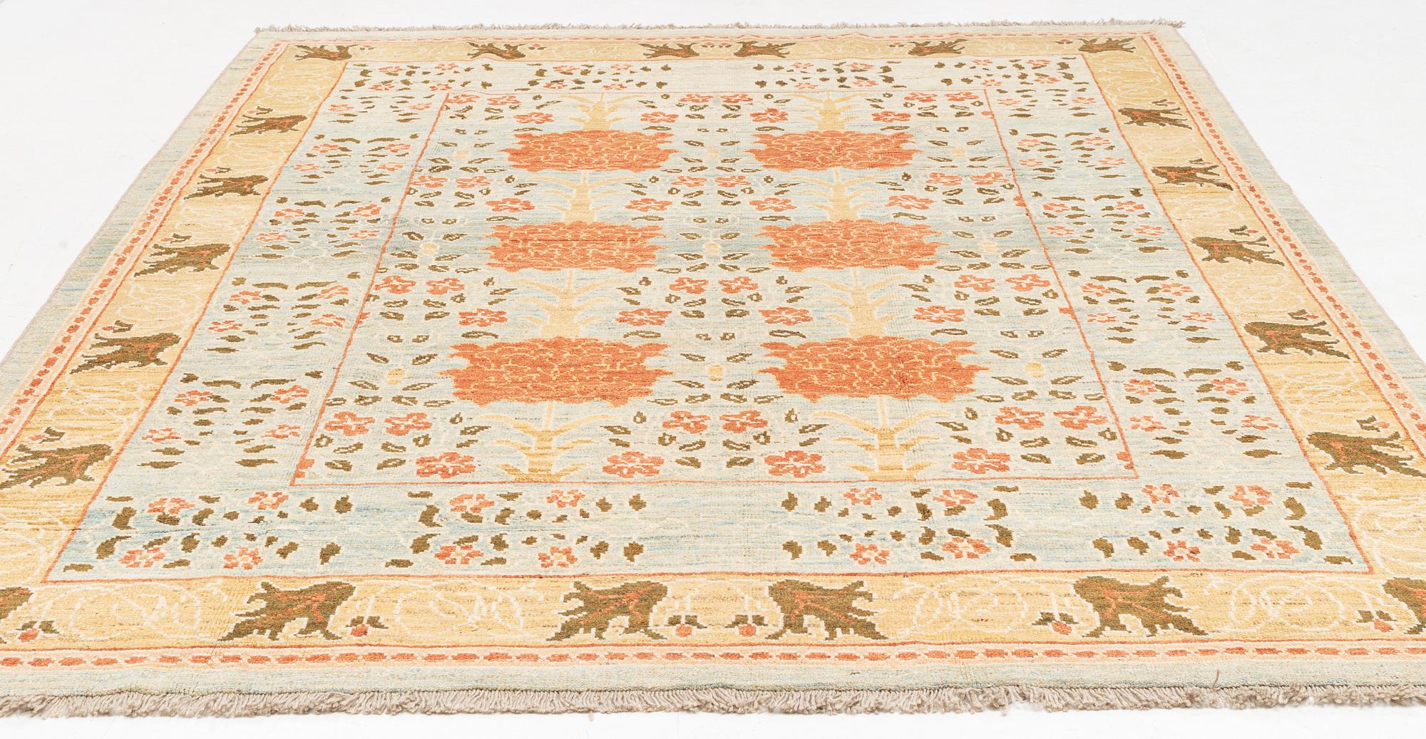 Matta, västpersisk, Arts and Crafts mönster, 330 x 256 cm.