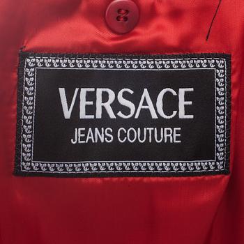 KAVAJ, Versace.