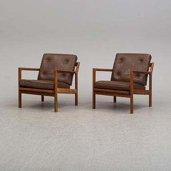 A pair of easy chairs by Karl Erik Ekselius, JOC Vetlanda.