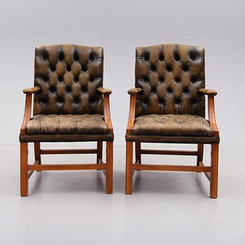 KARMSTOLAR, 1 par, England, 1900-tal.