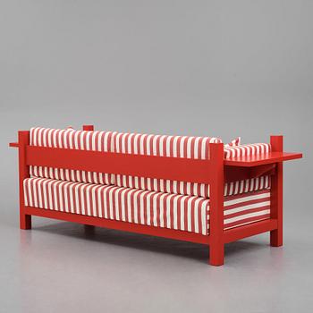 John Kandell, a sofa 'Victory', Källemo, Värnamo post 1990.