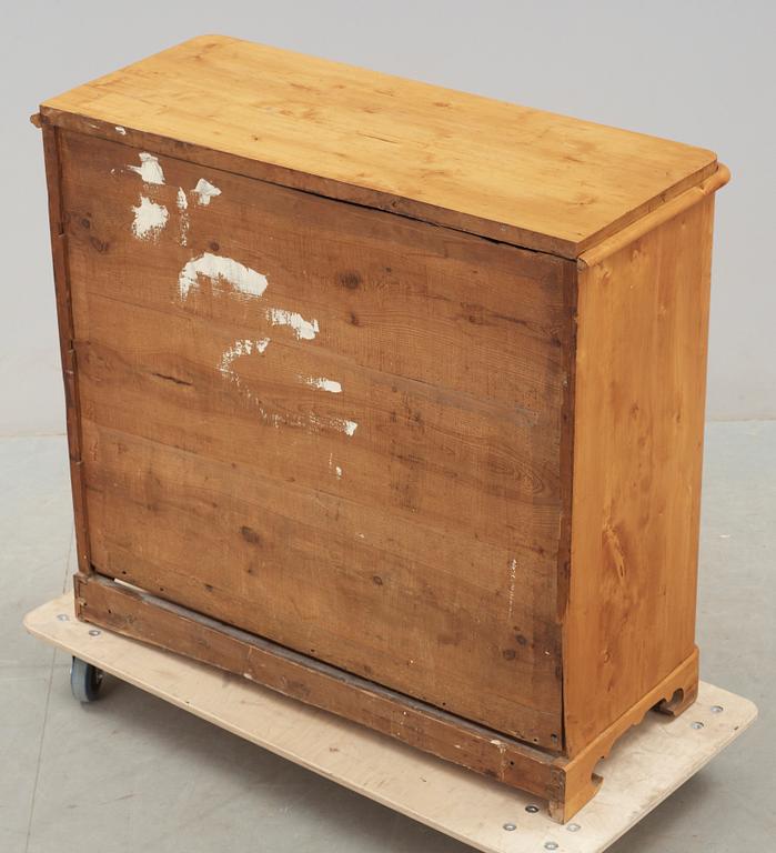 BYRÅ, empire, 1800-talets mitt.