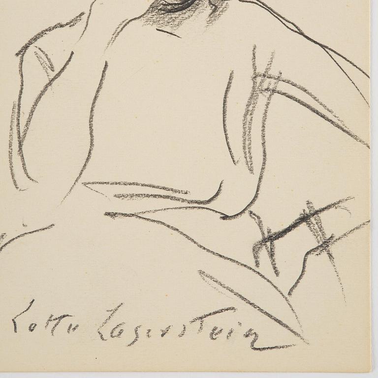 Lotte Laserstein, Seated woman from the front.