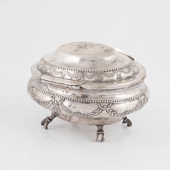 Sockerskrin, silver, kontrollmästare Alexej Iwanow Wichljajew, Moskva 1785.