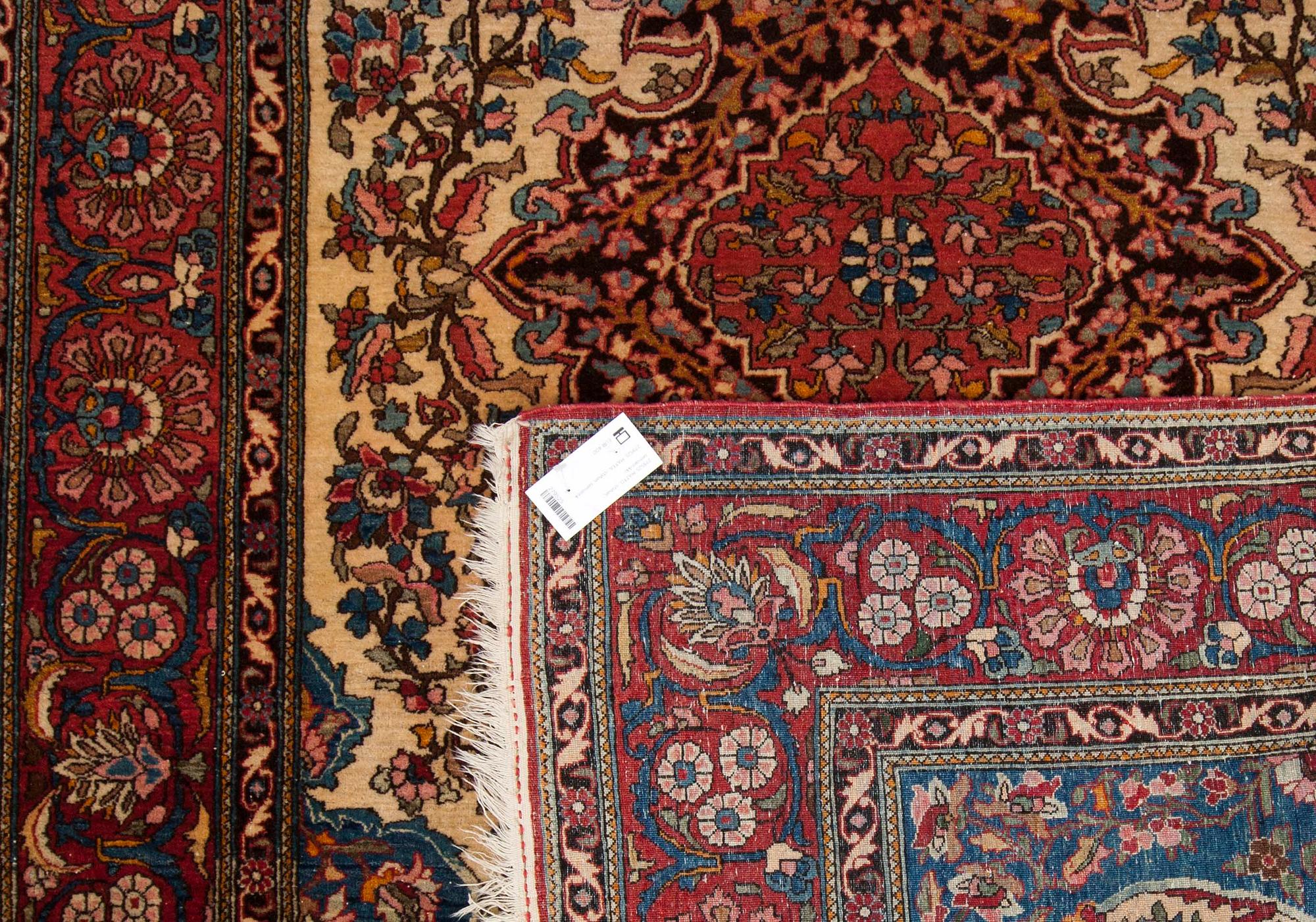 MATTA, Isfahan, semiantik, 143x220.