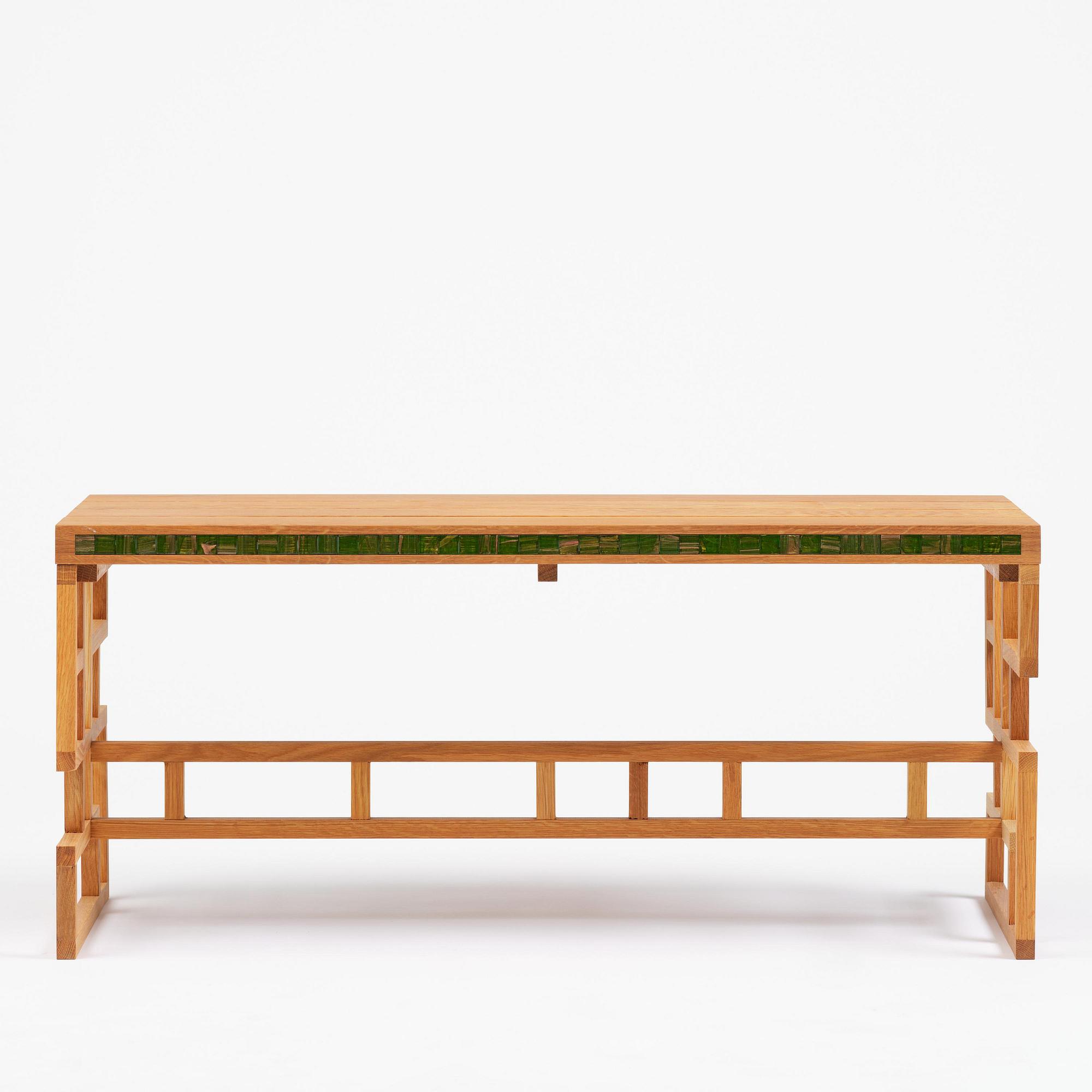 Ernst Billgren, a "Tjyvar" bench, ed. 41/51, Asp Snickeri, Stockholm 2006.