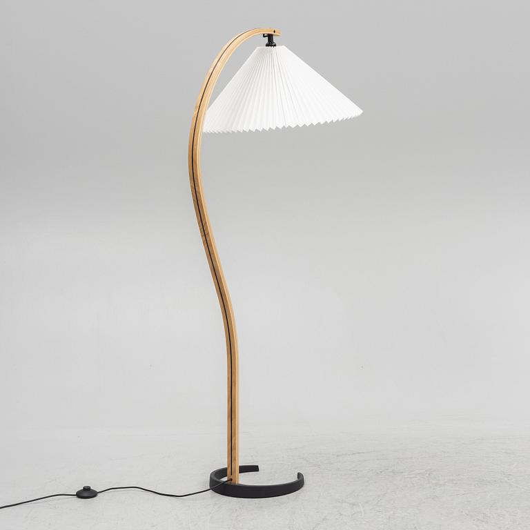 Mads Caprani, golvlampa, "Timberline", Gubi.