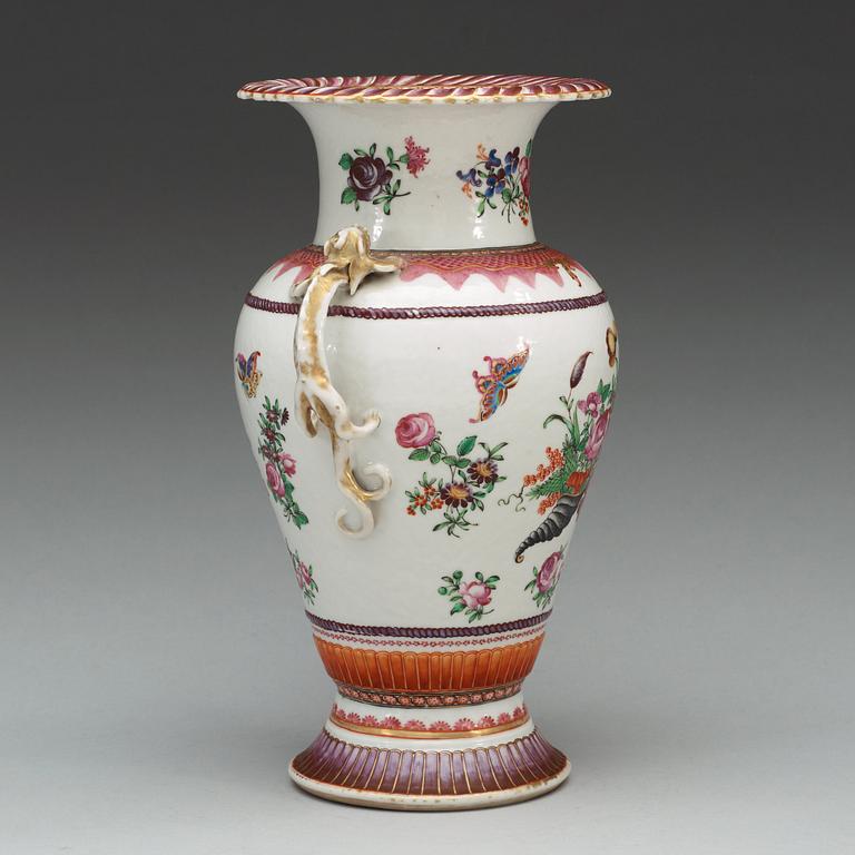 A famille rose vase, Qing dynasty, Qianlong (1736-1795).