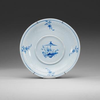 1382. A Swedish faience tureen stand, Rörstrand, dated 29/7 (17)63.