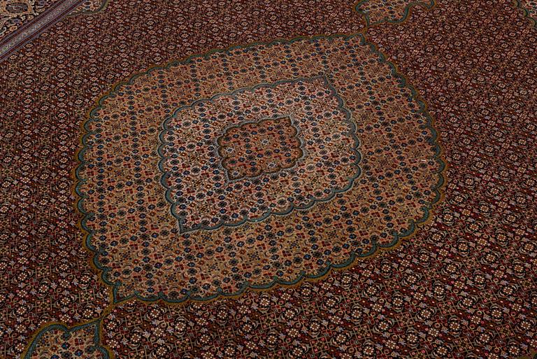 Matta, Täbriz, ca 330 x 260 cm.