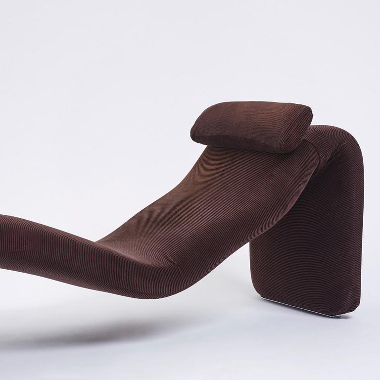 Olivier Mourgue, a "Djinn" chaise longue, Airborne, France 1960s.
