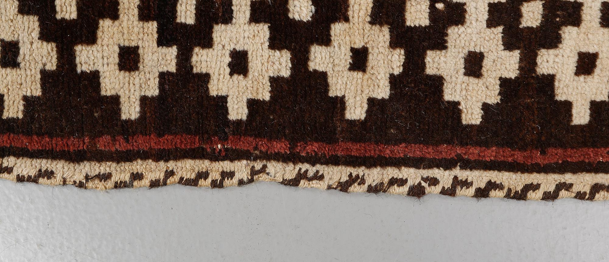 MATTA, orientalisk, total längd 189, bredd 103 cm, 1900-talets andra hälft,