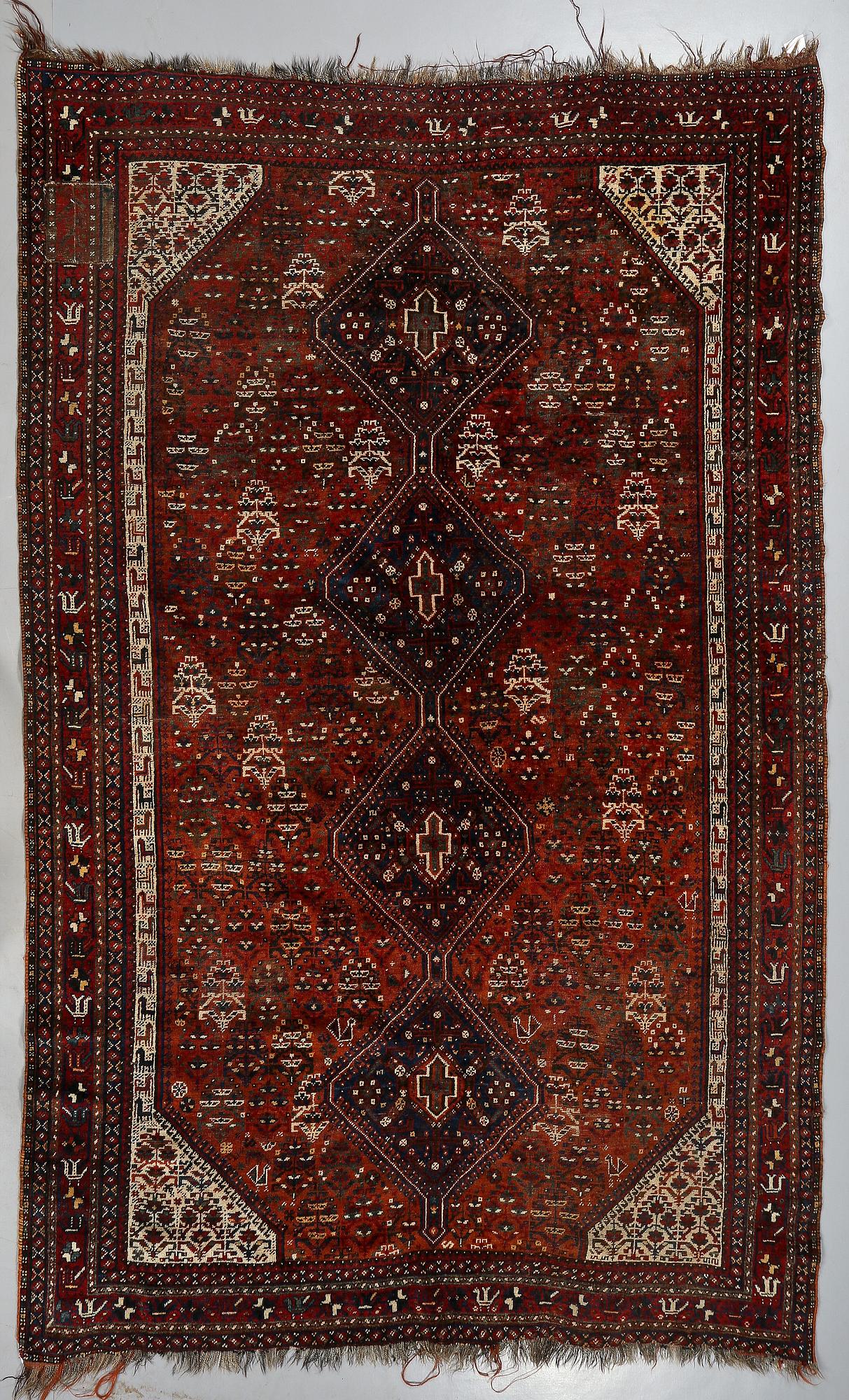 MATTA, möjligen Kashgai, semiantik, 280 x 190 cm.