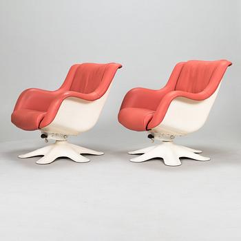 Yrjö Kukkapuro, a pair of 1970/2000's '418' armchairs for Haimi.