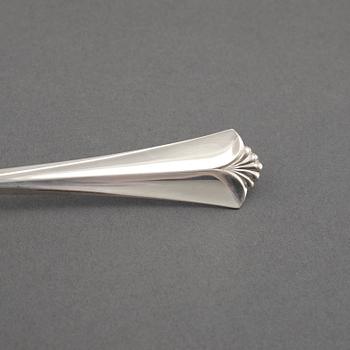 36 pieces of silver cutlery by David Andersen in Oslo, 20th century.