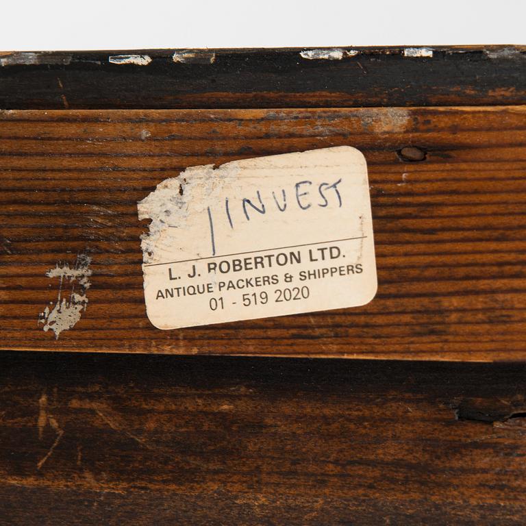 A chest of drawers. England, circa 1900.