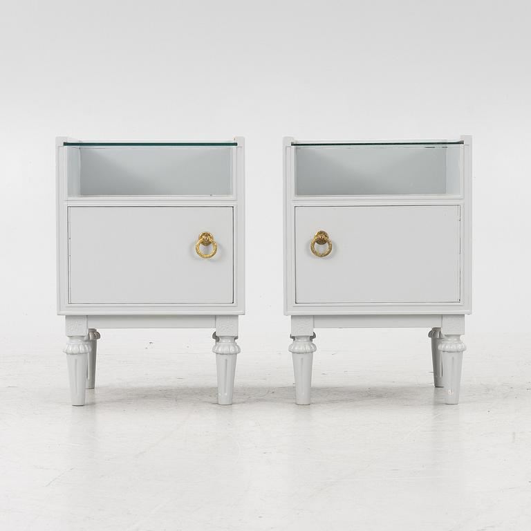 A pair of beside tables, 1920s/30s.