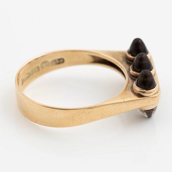 A 14K gold ring with smoaky quartzes. Alppikulta, Helsinki.