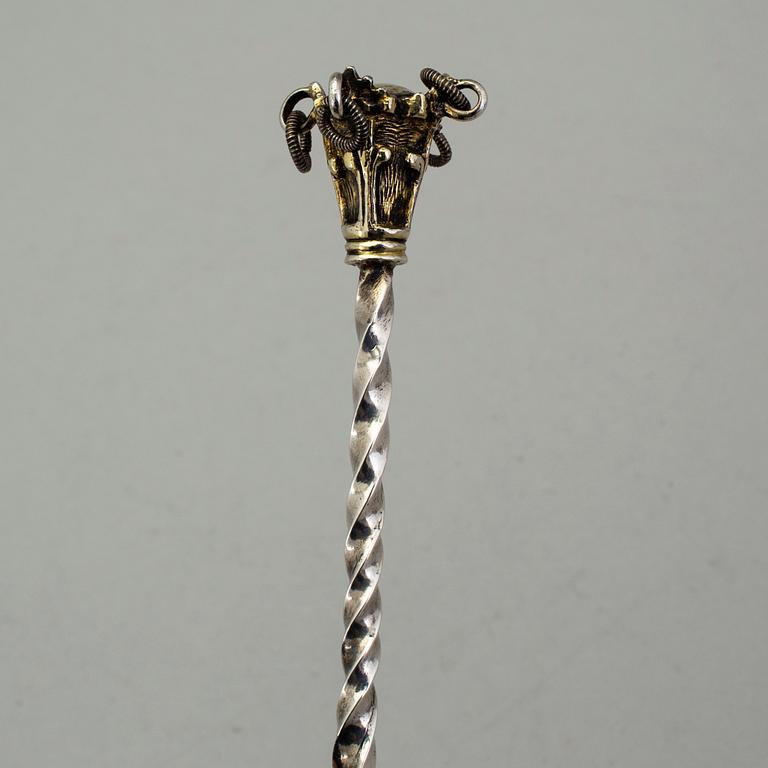 JOHAN GRUBB (v. Hudiksvall 1725-1756(58), Supsked med kronknopp, silver.