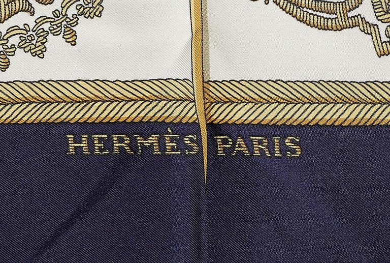 SCARF, Hermès, "Les Armes de Paris".