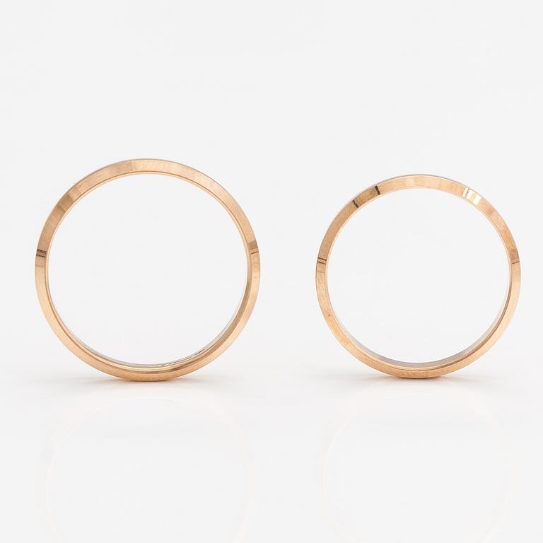 Sormuskia, 2 kpl, 14K kultaa. Kulta-Kontu, Helsinki 1977-78.