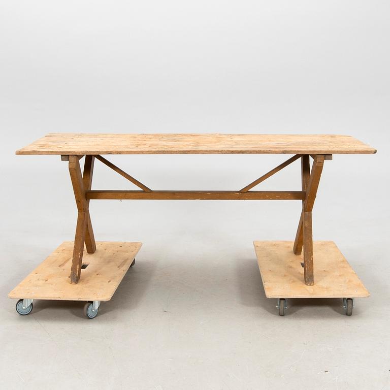 Gateleg table circa 1900.