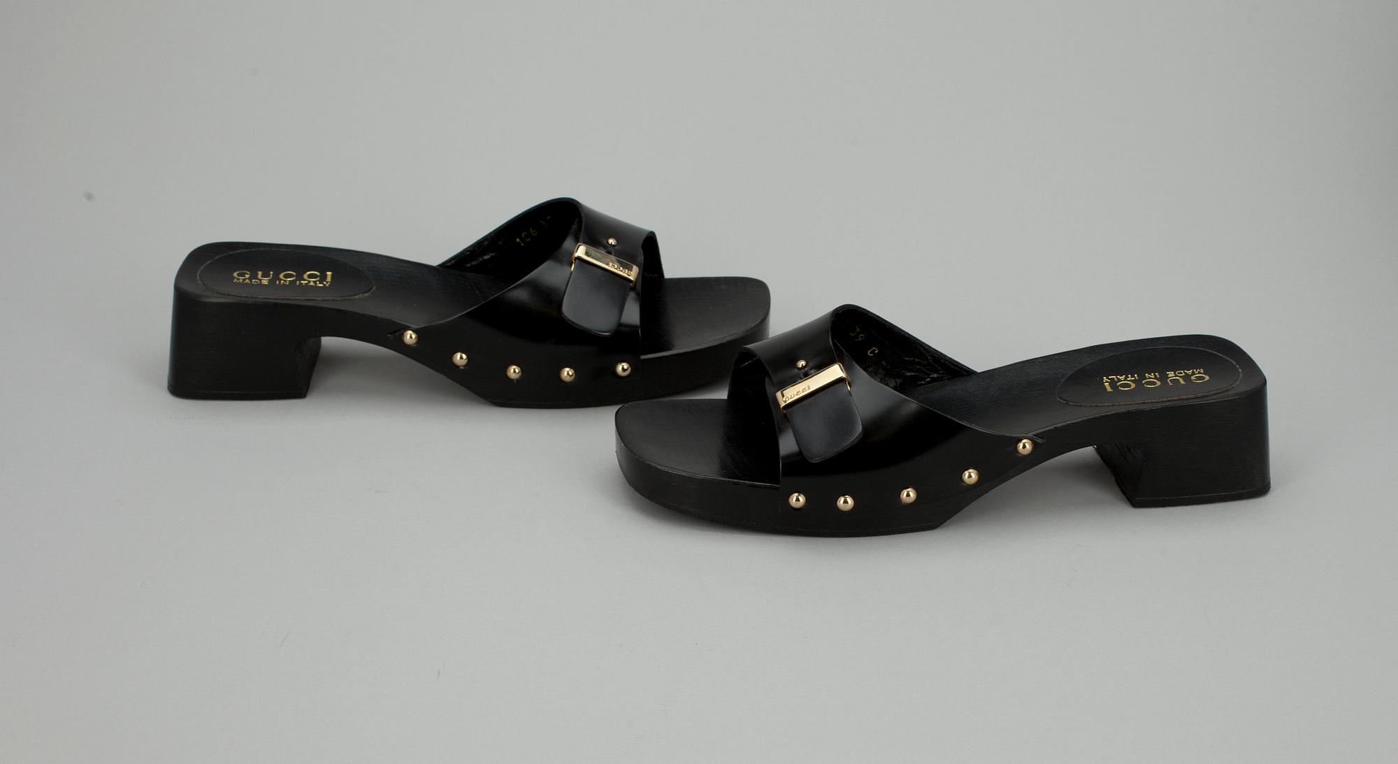 SKOR, sandaler, Gucci.