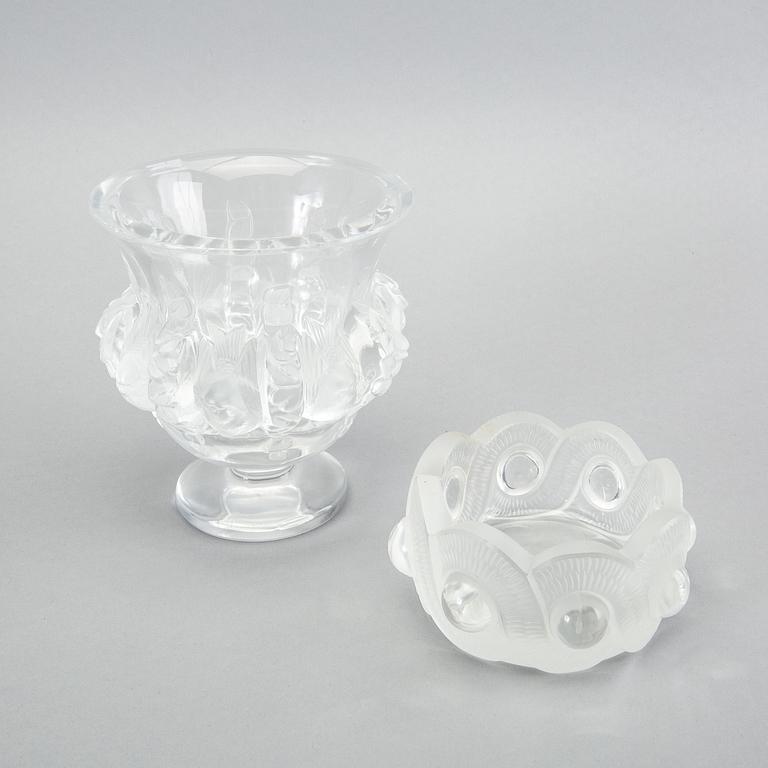 Lalique, skål på fot samt skål, glas, Frankrike, 1900-talets andra hälft.