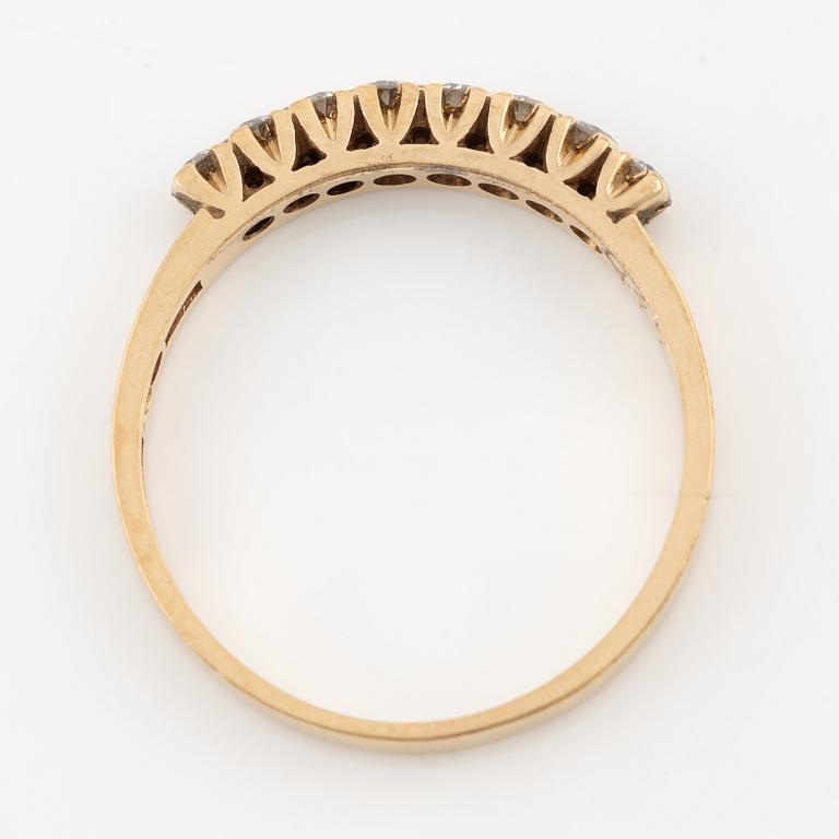 Ring, 18K gold set with brilliant-cut diamonds, a total of 0.36 ct according to the engraving.