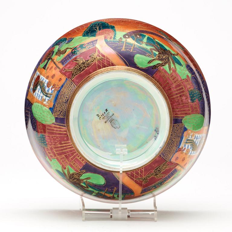 WEDGWOOD, a 'fairyland lustre' bowl, attributed to Daisy Makeig-Jones, England 1920's.