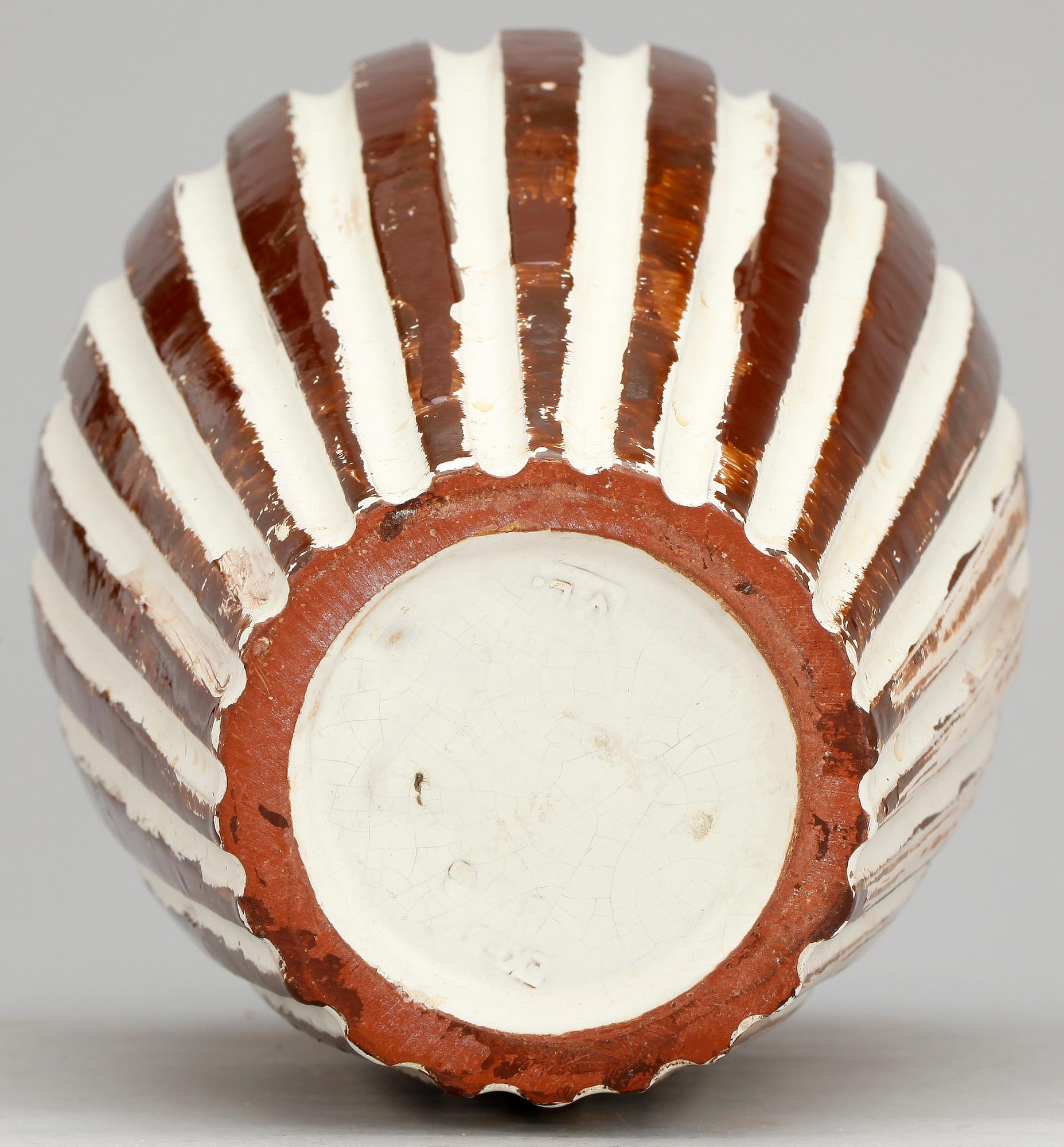 VAS, fajans, Vicke Lindstrand, Upsala-Ekeby.