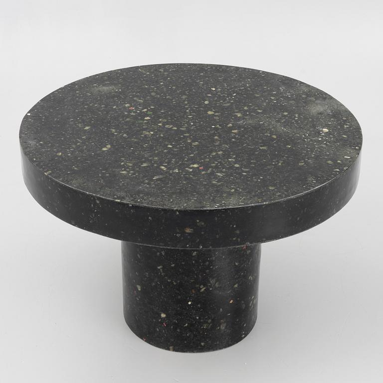 Gustaf Westman, matbord, "Linn Innovation Table", Swedish Stockings, 2025.