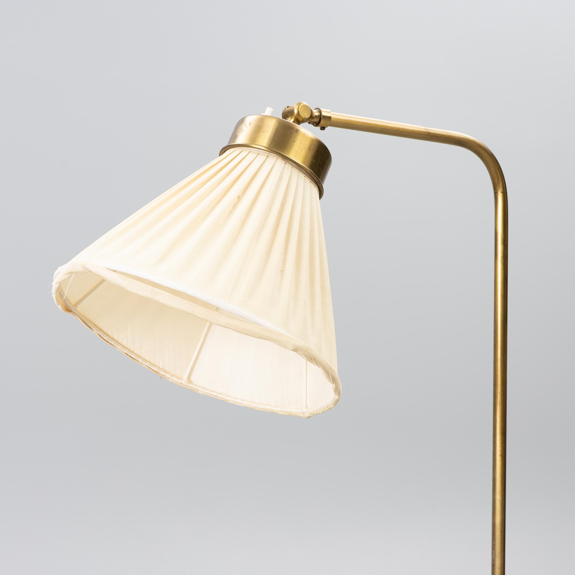 Josef Frank, golvlampa, modell G 1842, Firma Svenskt Tenn.