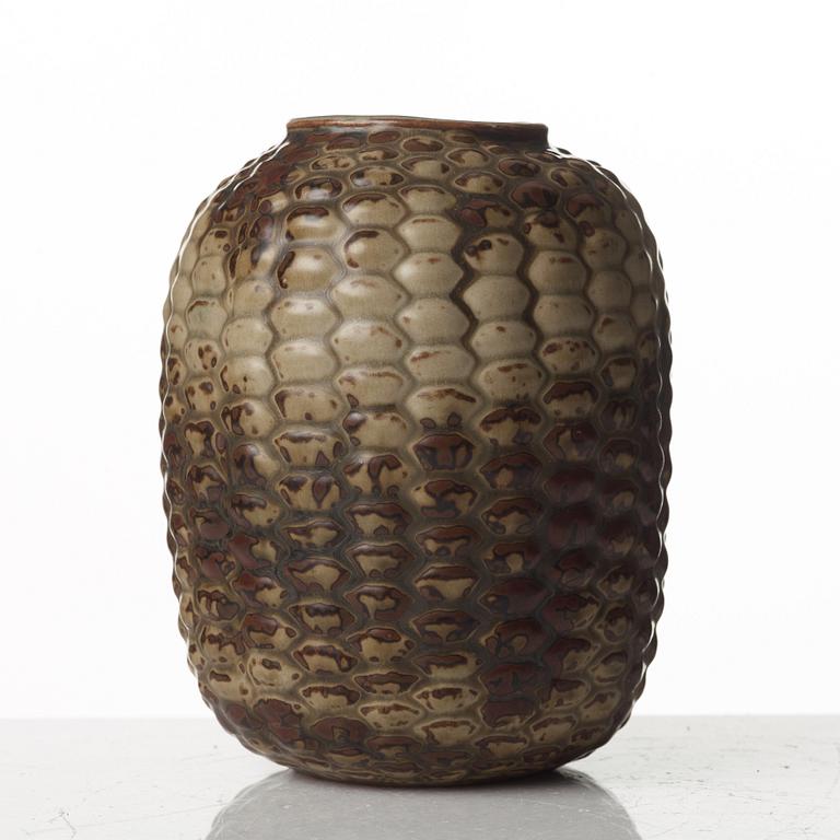 Axel Salto, vas, "Knoppande stil", Royal Copenhagen, Danmark.