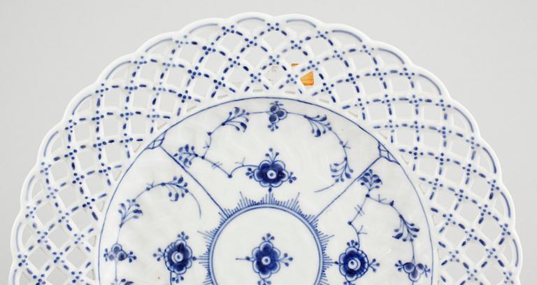 Eight porcelain dessert plates from Royal Copenhagen, 20th century.