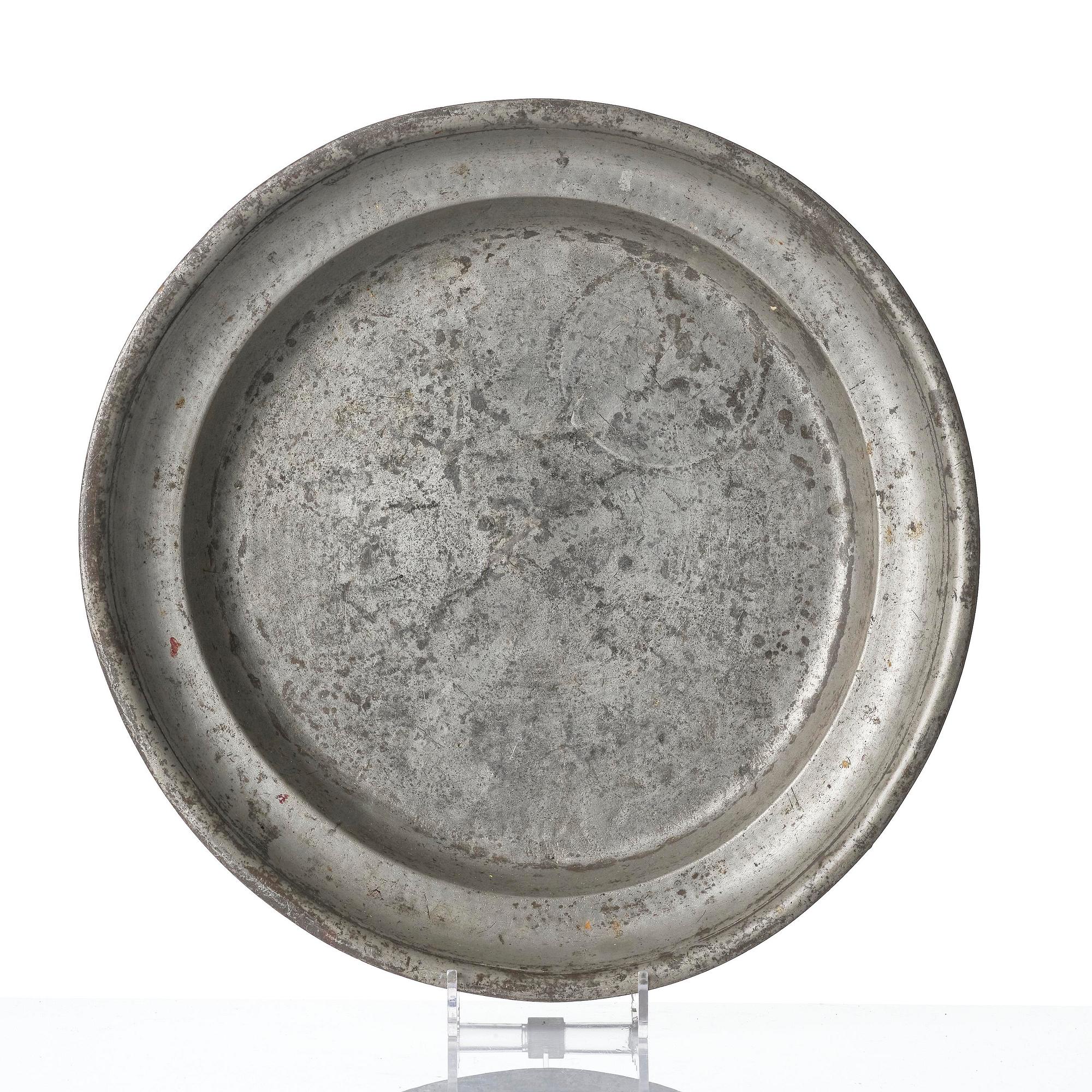 Wine cooler with underplate, probably Germany, 19th century, and platter, Sweden, 18th century. Baroque style.