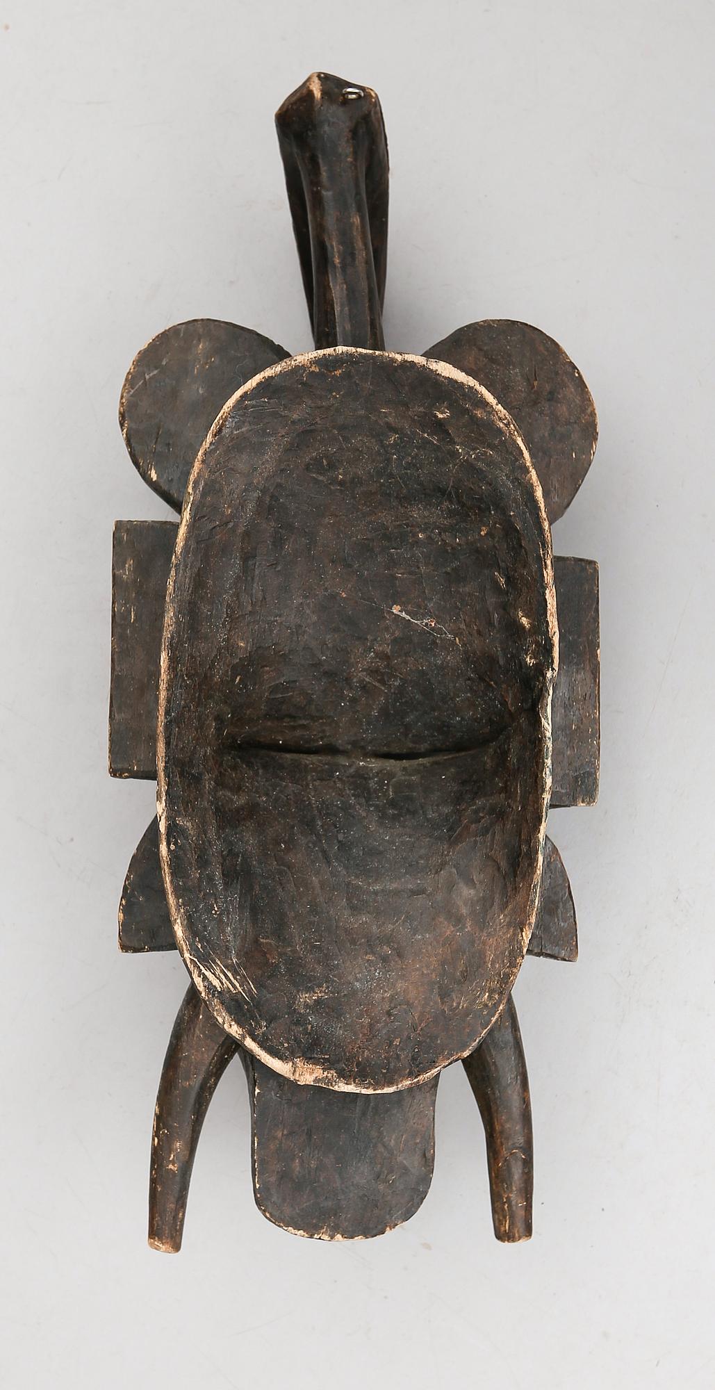 MASK, trä, Afrika, 1900-tal.