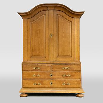 Skåp, senbarock, 1700-talets mitt.