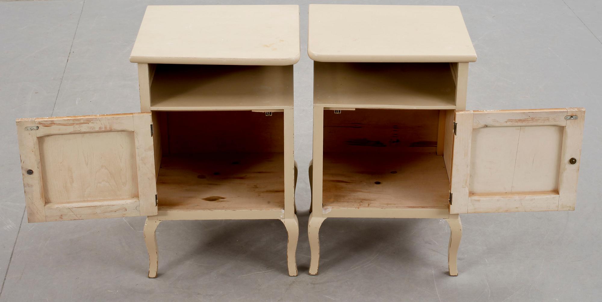 POTTSKÅP, ett par, 1950-tal.