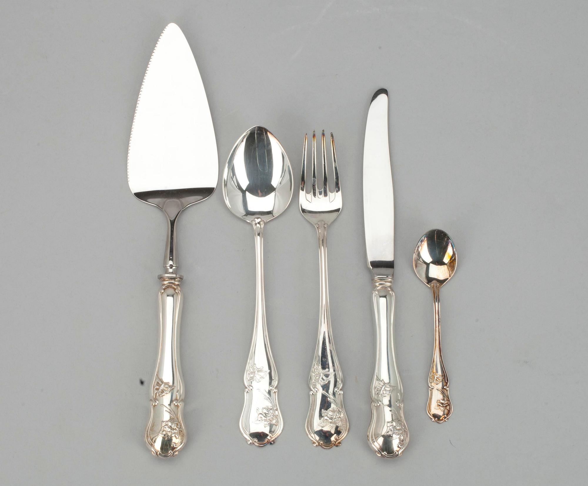 BESTICKUPPSÄTTNING, 49 delar, silver 925. Svenska stämplar. Vikt tot. 2388 g.